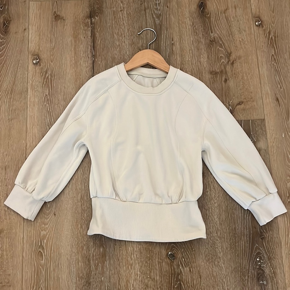 New Lululemon Cropped Sweater Top Size 2